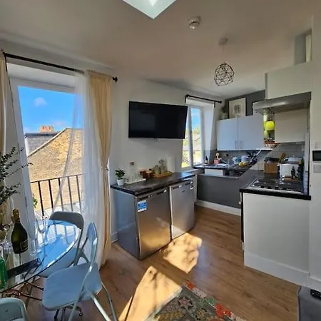Cosy And Quiet One Bedroom Thames Flat Londra Esterno foto
