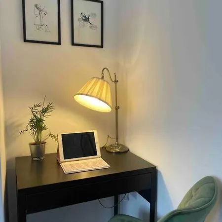 Cosy And Quiet One Bedroom Thames Flat Londra Esterno foto